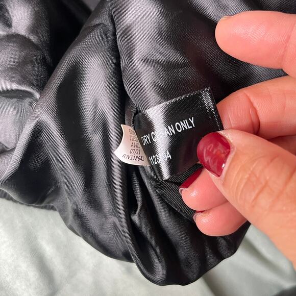 Lane Bryant Women’s Black Faux-Fur Hooded Bomber Jacket Size 18/20 NWT - Picture 7 of 9